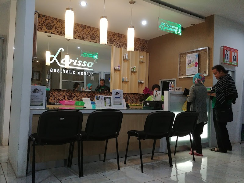 Kecantikan Alami, Sentuhan Moza Salon untuk Warga Cilacap